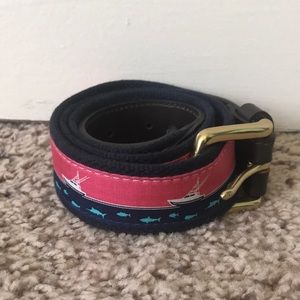 Vineyard vines belt size 34